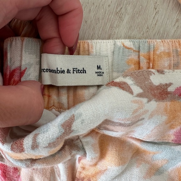 ABERCROMBIE a&f floral linen set - Picture 4 of 7